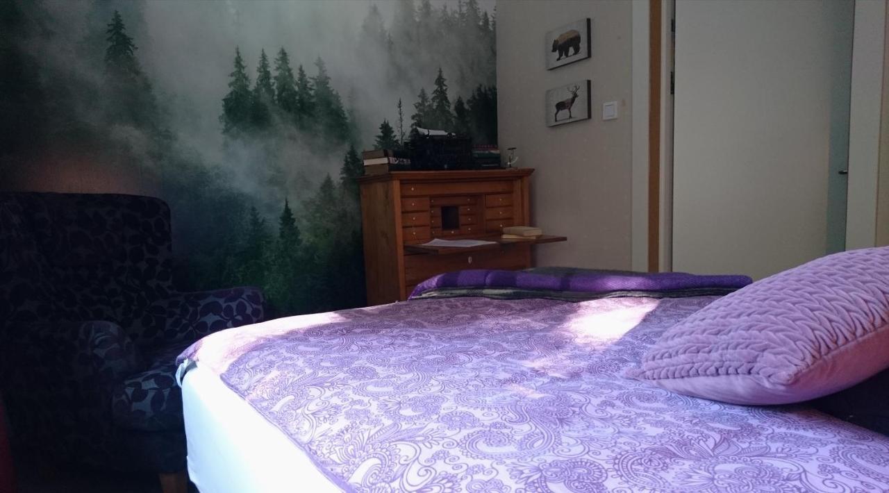 Skogstorp Hvilohem Bed & Breakfast Mullhyttan Екстериор снимка