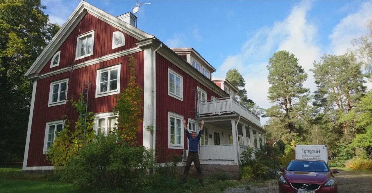Skogstorp Hvilohem Bed & Breakfast Mullhyttan Екстериор снимка