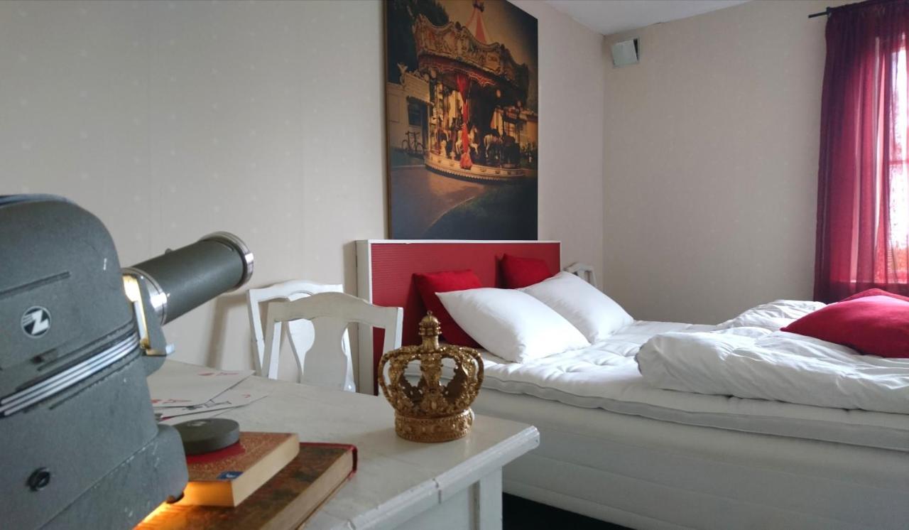 Skogstorp Hvilohem Bed & Breakfast Mullhyttan Екстериор снимка